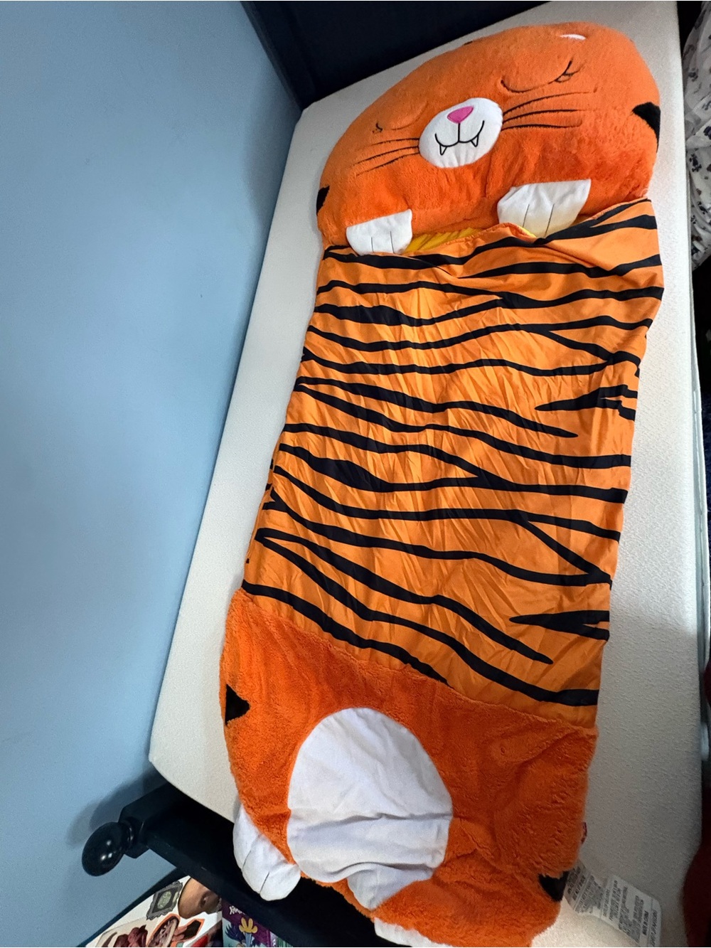 HAPPY NAPPER Kids Orange Tiger Sleeping Bag Plush Head